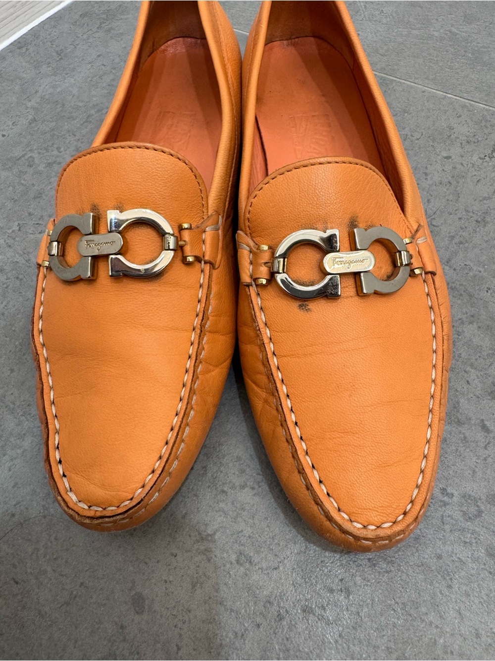 Salvatore Ferragamo Orange Leather Gancini Loafers Driving Shoes - Picture 3 of 6